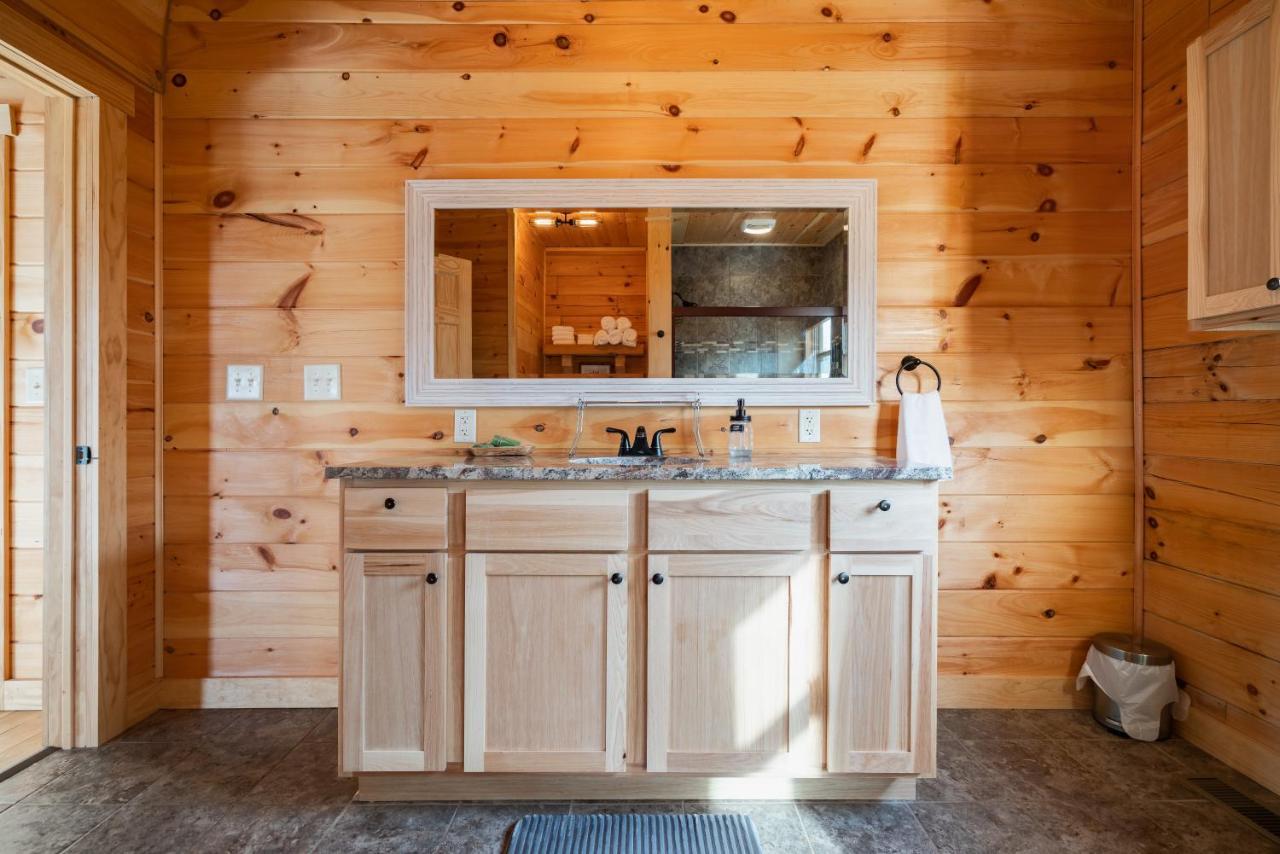 Family Friendly ~ Hocking Hills Cabin ~ Close To Caves, W/Wifi South Bloomingville المظهر الخارجي الصورة